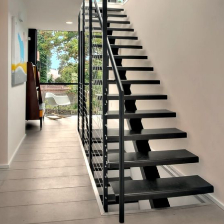 Cầu thang sắt